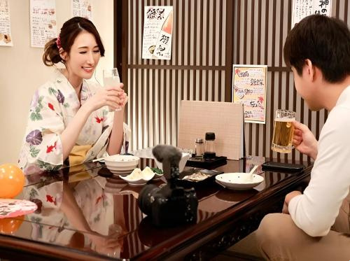 Thanh niên số hưởng được cô chủ trọ cho địt